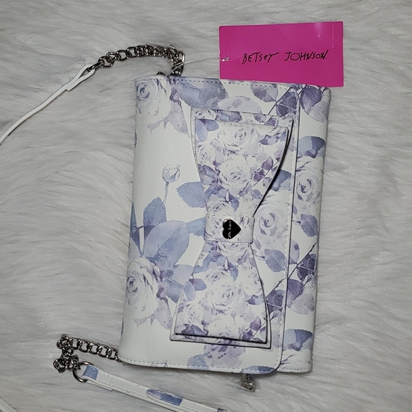 Betsey Johnson Handbags - Betsey Johnson floral crossbody purse